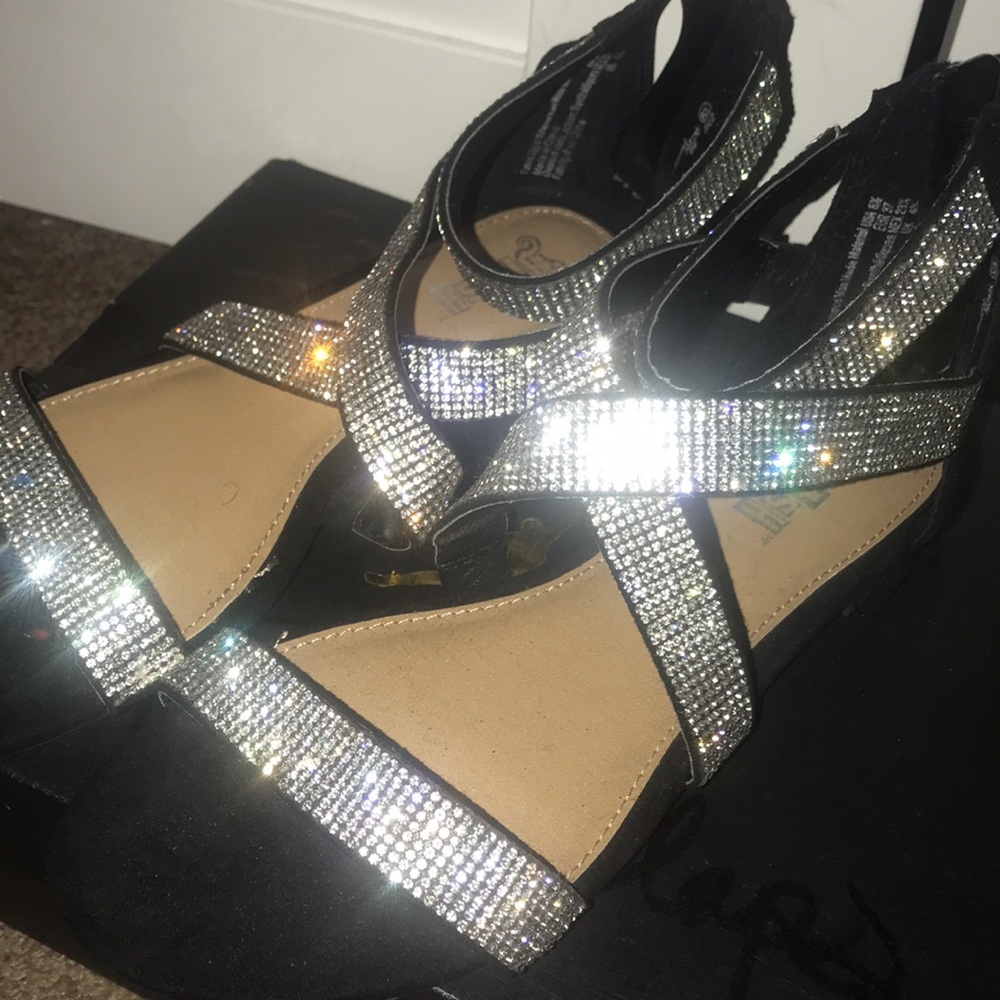 brash sparkly sandals